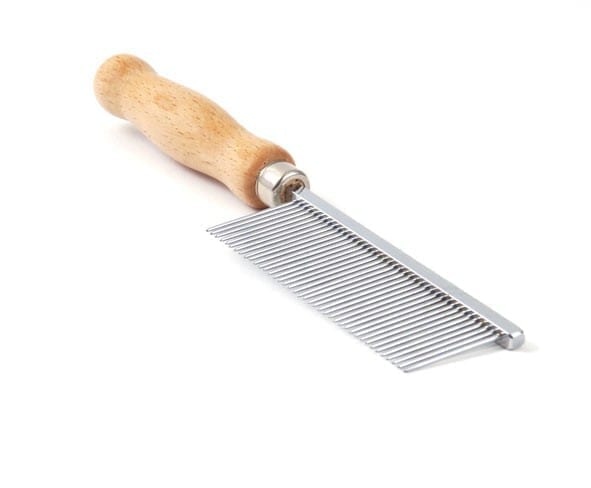 [1600420] Kam med. Houten Handv. long pins